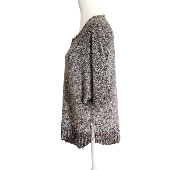 NY Collection Petite Gray&White Sweater with Fringe Short Sleeve SZ:M 24-25"PTP - Picture 2 of 6